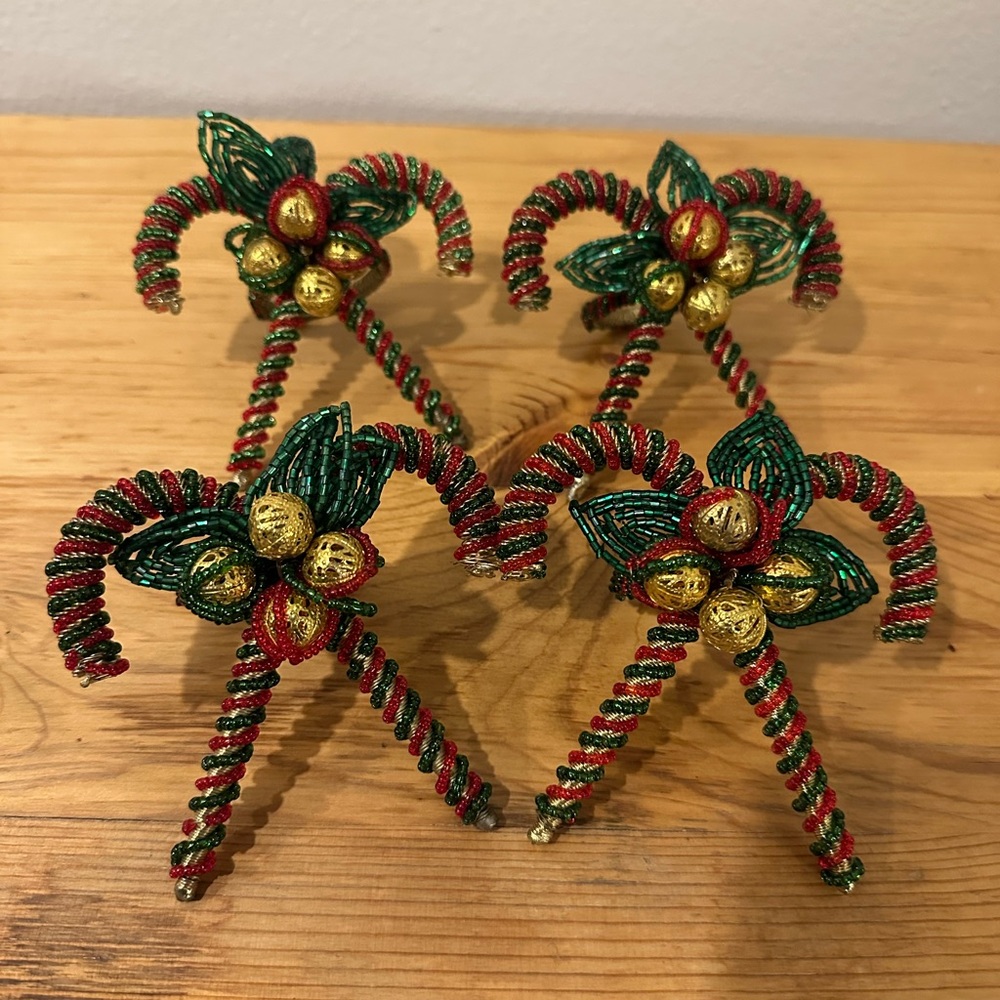 Christmas Napkin Rings With Candy Cane Design (Set of 4) - Red/Green
